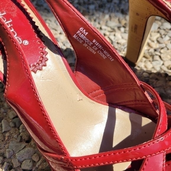 Patent Leather red heels with cork platform size 6 - Picture 15 of 16